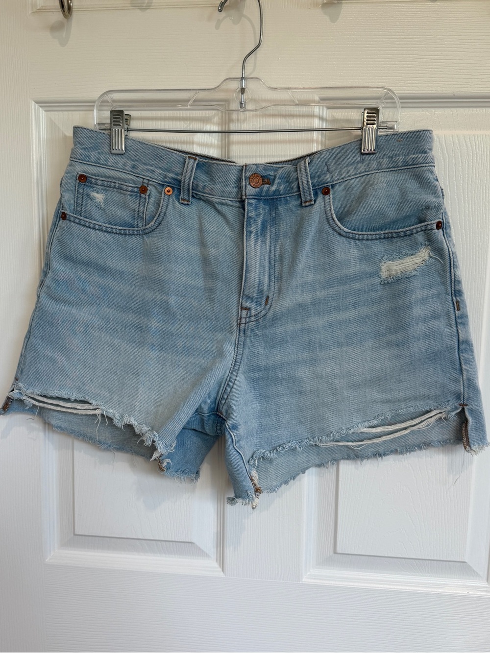 Madewell Relaxed Mid-Length Denim Shorts - Picture 3 of 7